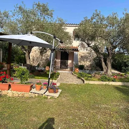 Apartment Domo Su Neulache App Giallo - Sos Alinos Cala Liberotto