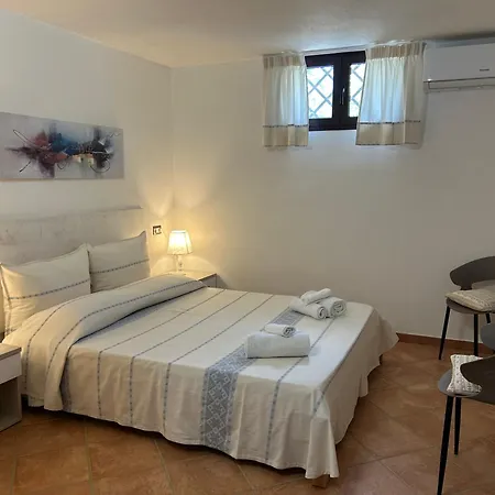 Apartment Domo Su Neulache App Giallo - Sos Alinos Cala Liberotto