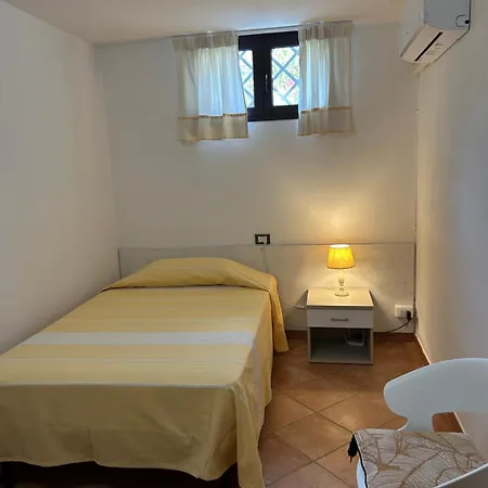 Domo Su Neulache App Giallo - Sos Alinos Apartment *